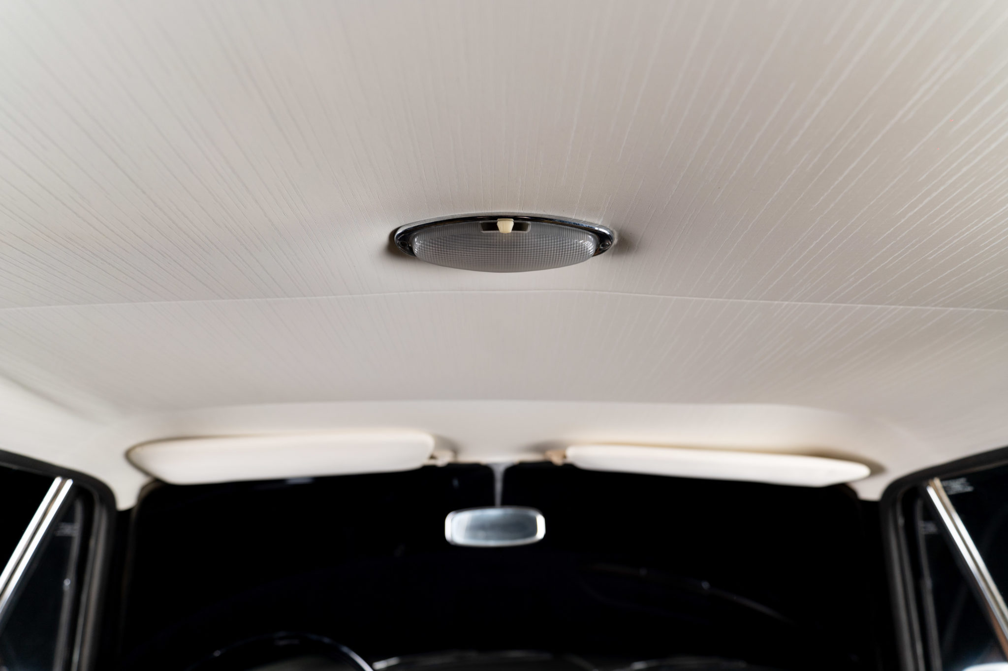 BMW 1600 Vert pale-42