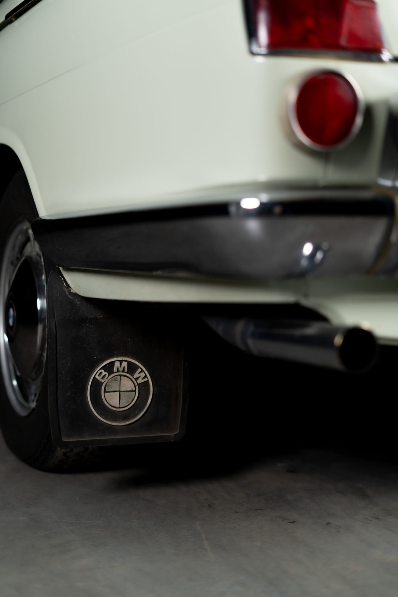 BMW 1600 Vert pale-74