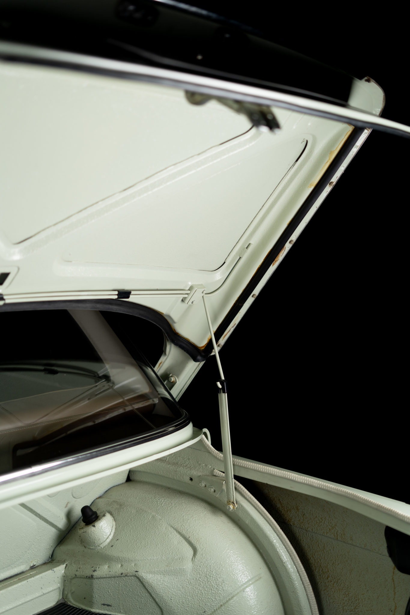 BMW 1600 Vert pale-79