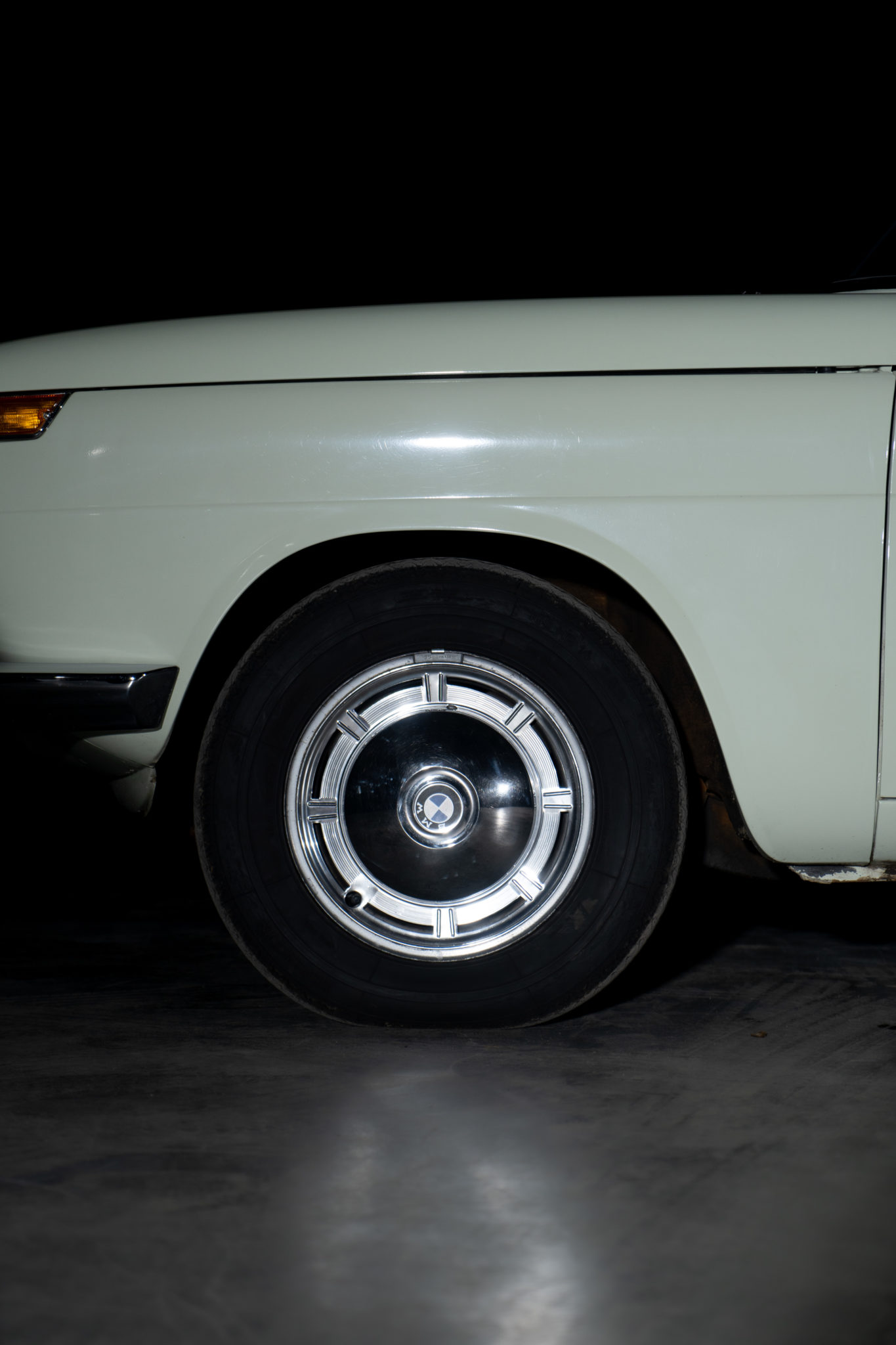 BMW 1600 Vert pale-88