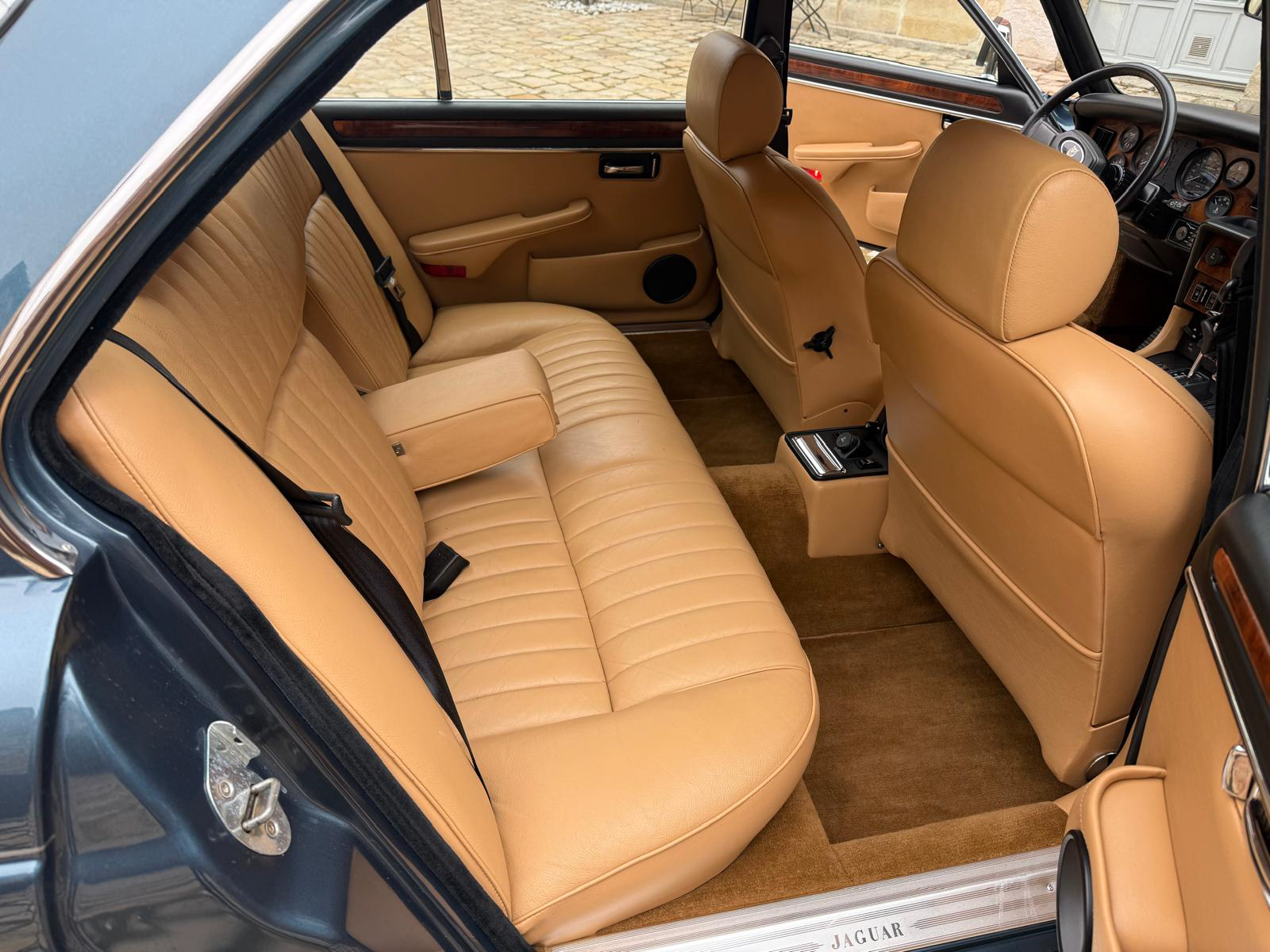 jaguar herve chauvin collection-26