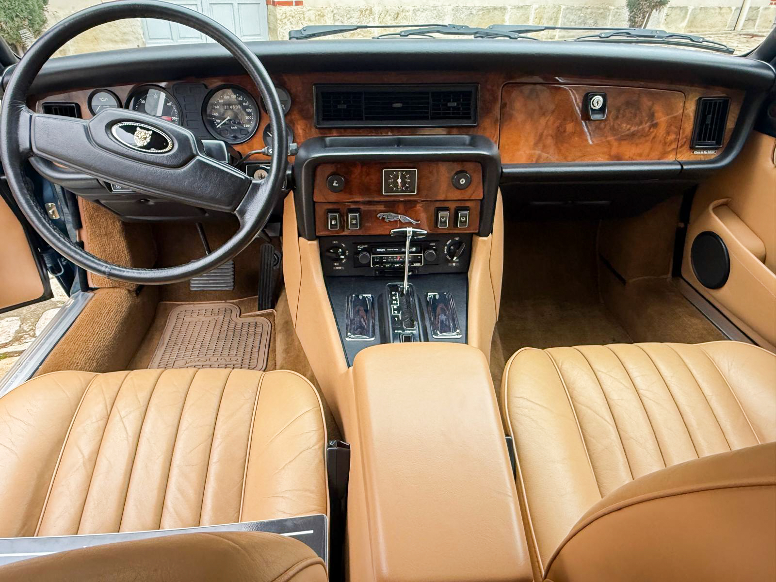 jaguar herve chauvin collection-6